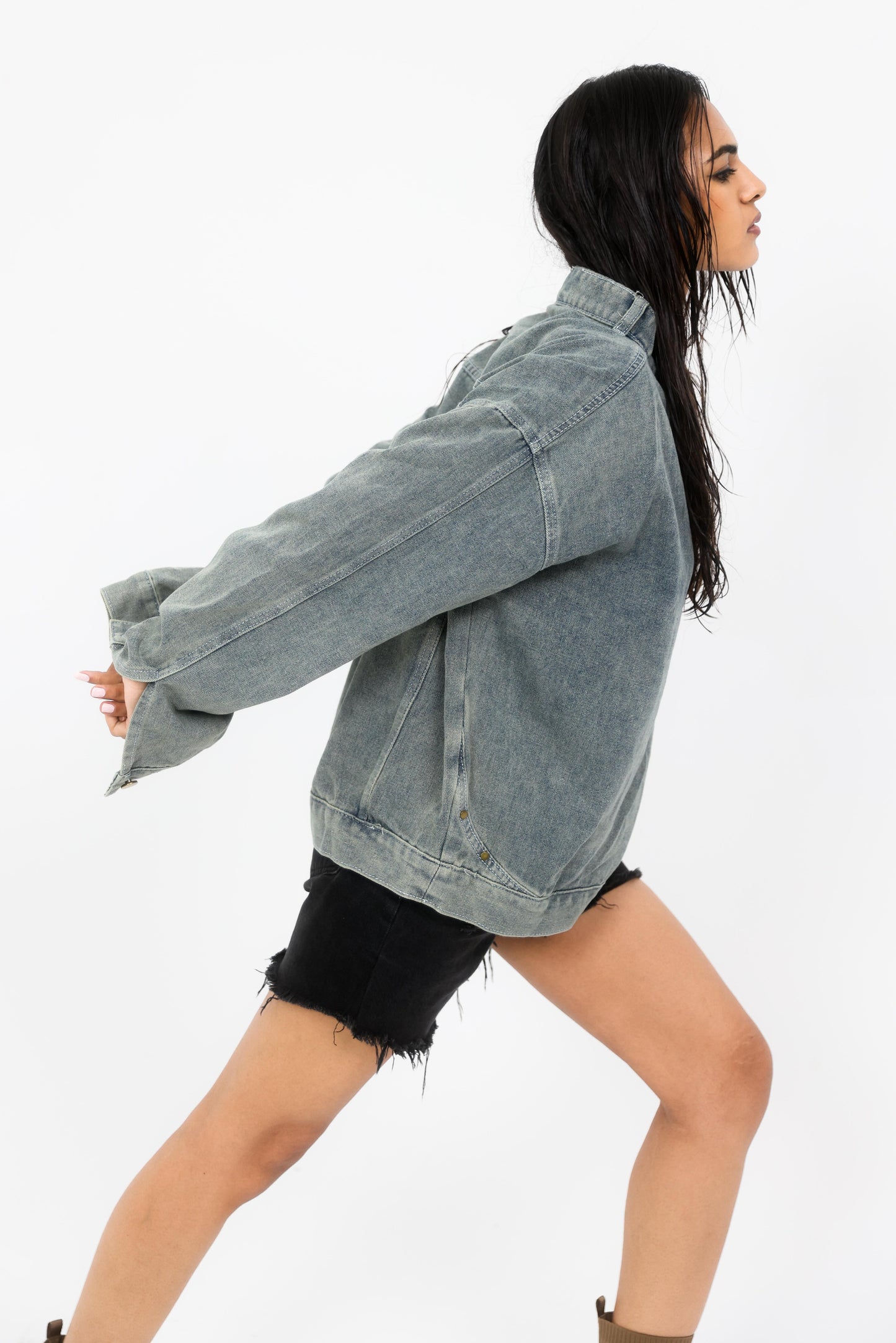 Daak Neck Belt Sweatshirt
